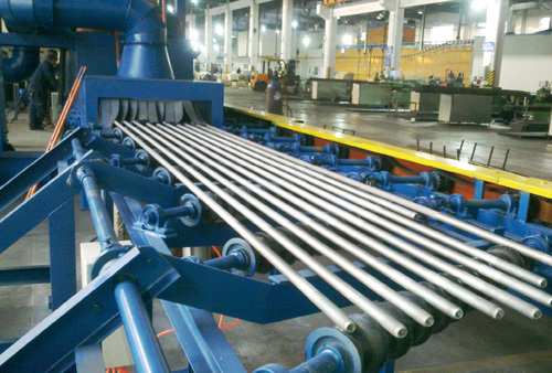 钢筋线材圆钢抛丸清理机使用现场